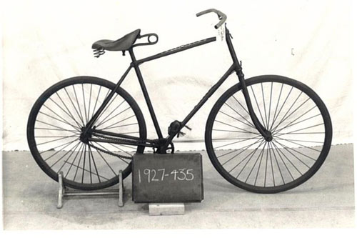 1890-Humber_Safety_Bicycle