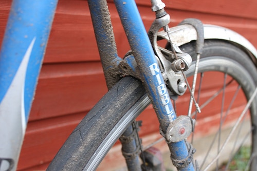 armadillo bike tire