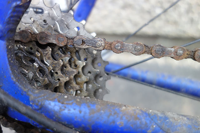 worn bike cassette