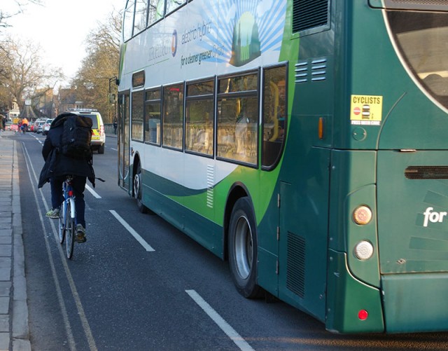 cyclists-buses-pass-with-care