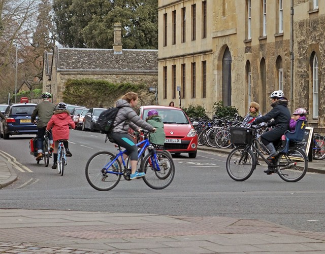 bikes-crossing