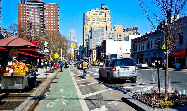 manhatten-cycle-lane-cityclock