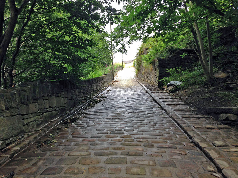 wet-cobbles