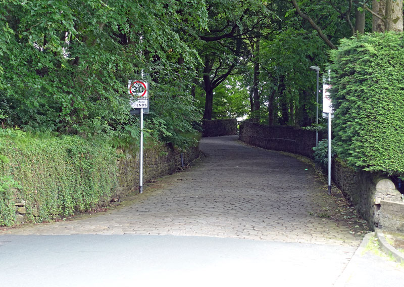 hainworth-lane-cobbles