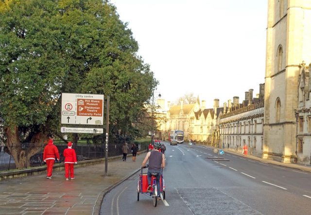 cyclist-no-arm-warmers-winter